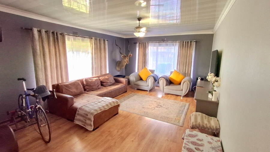 3 Bedroom Property for Sale in Vaalpark Free State